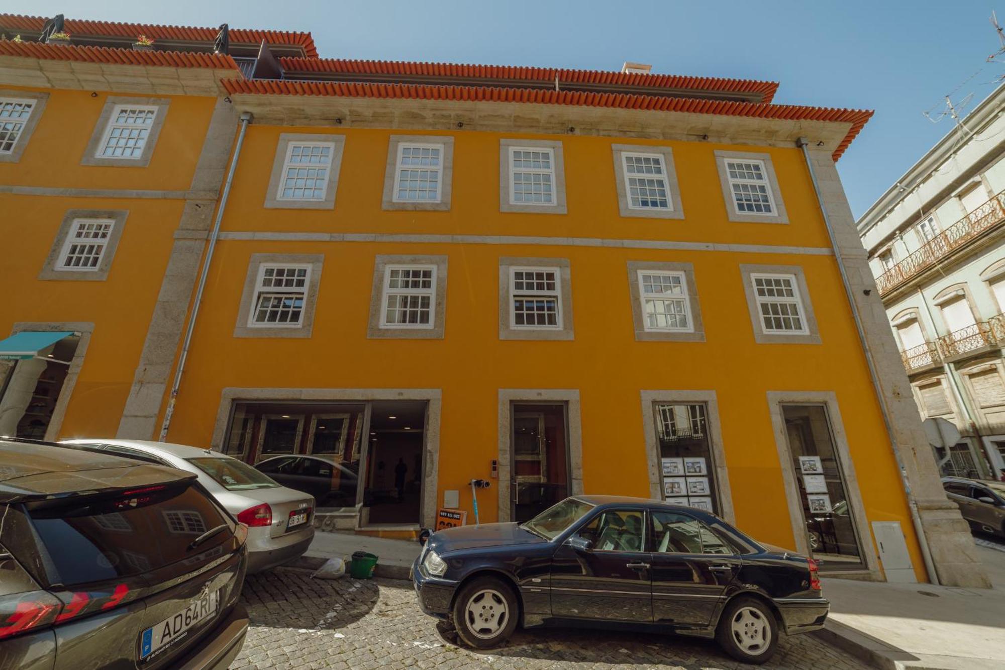 Downtown Prime With Terrace By Vacationy Apartment Porto Exterior photo
